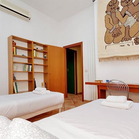 Romalibera Apartment ภายนอก รูปภาพ