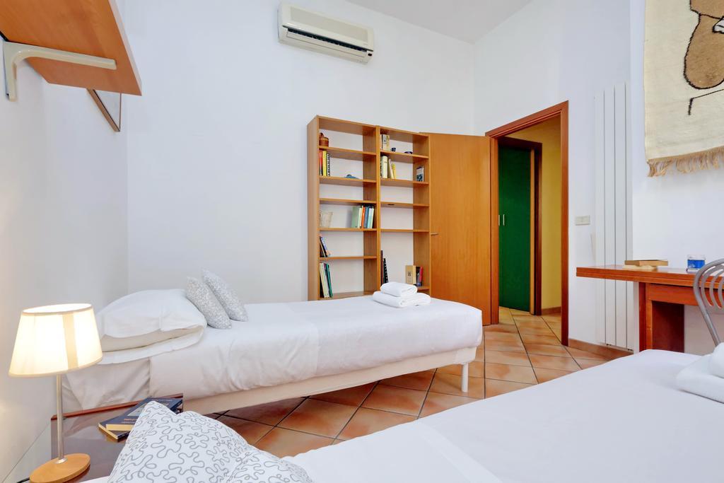 Romalibera Apartment ภายนอก รูปภาพ